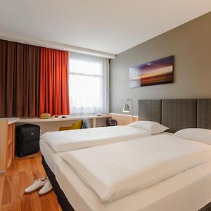 Zimmer mit zwei Einzelbetten